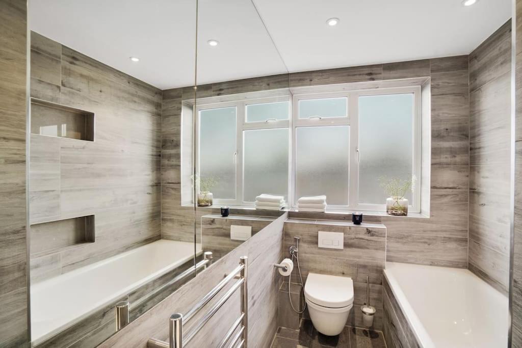The Camden Suite Bright & Beautiful 2-Bed City Retreat Londýn Exteriér fotografie