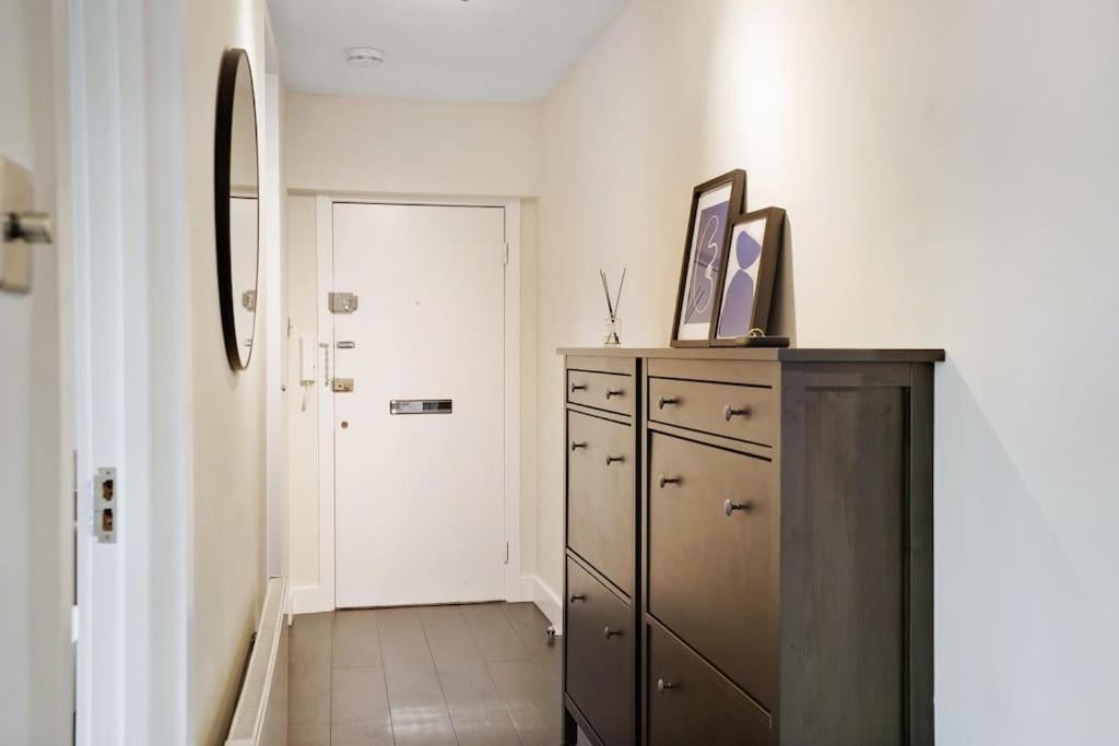 The Camden Suite Bright & Beautiful 2-Bed City Retreat Londýn Exteriér fotografie